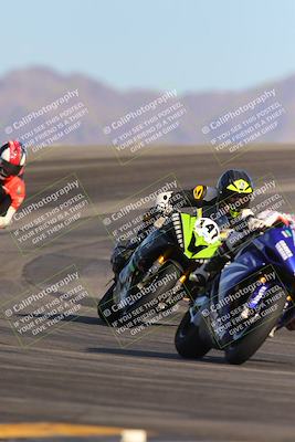 media/Dec-10-2023-SoCal Trackdays (Sun) [[0ce70f5433]]/Turn 12 (2pm)/